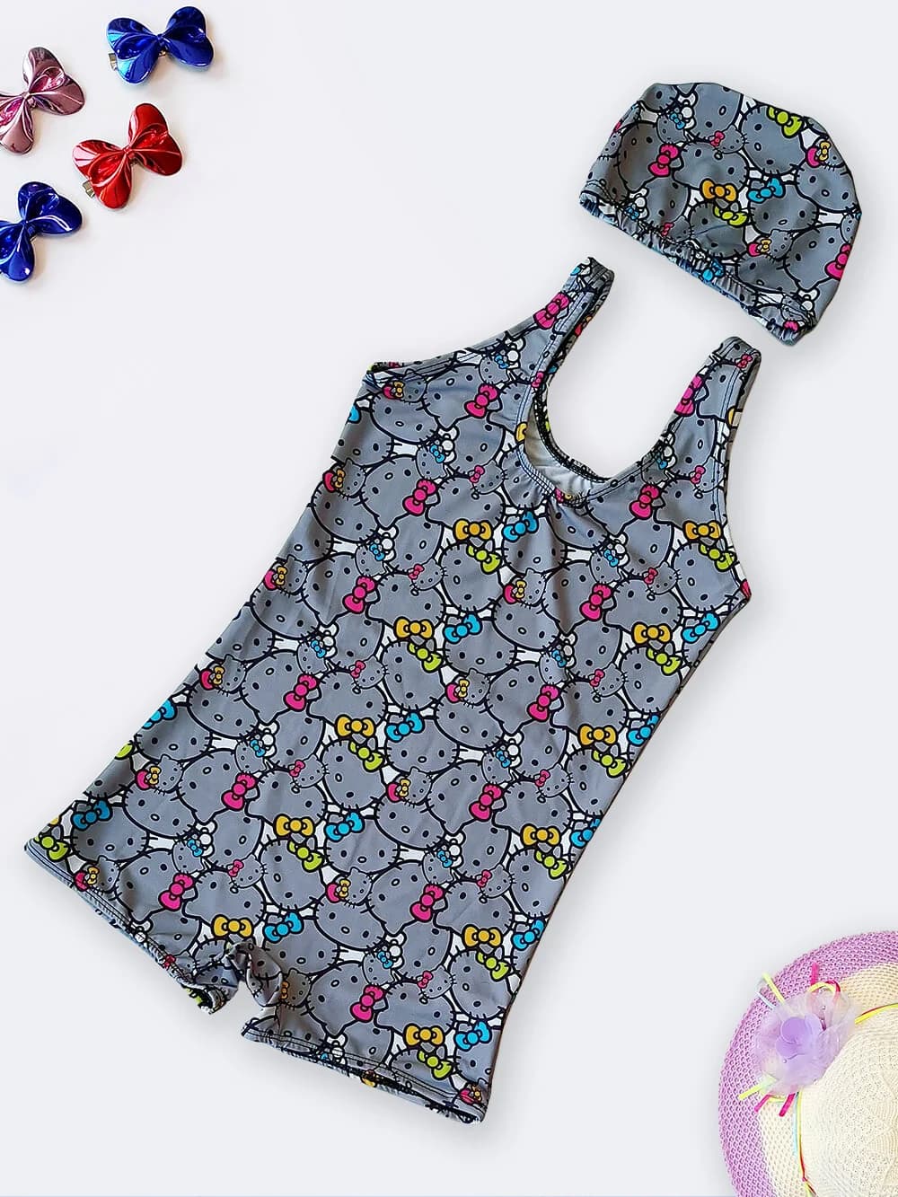 مایو پادار بچگانه دخترانه نیمه پوشیده برای استخر با کلاه شنا طرح گربه برند اسپیدو ( Speedo ) طوسی