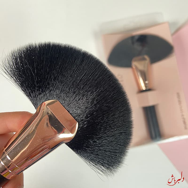 براش بادبزنی Ushas