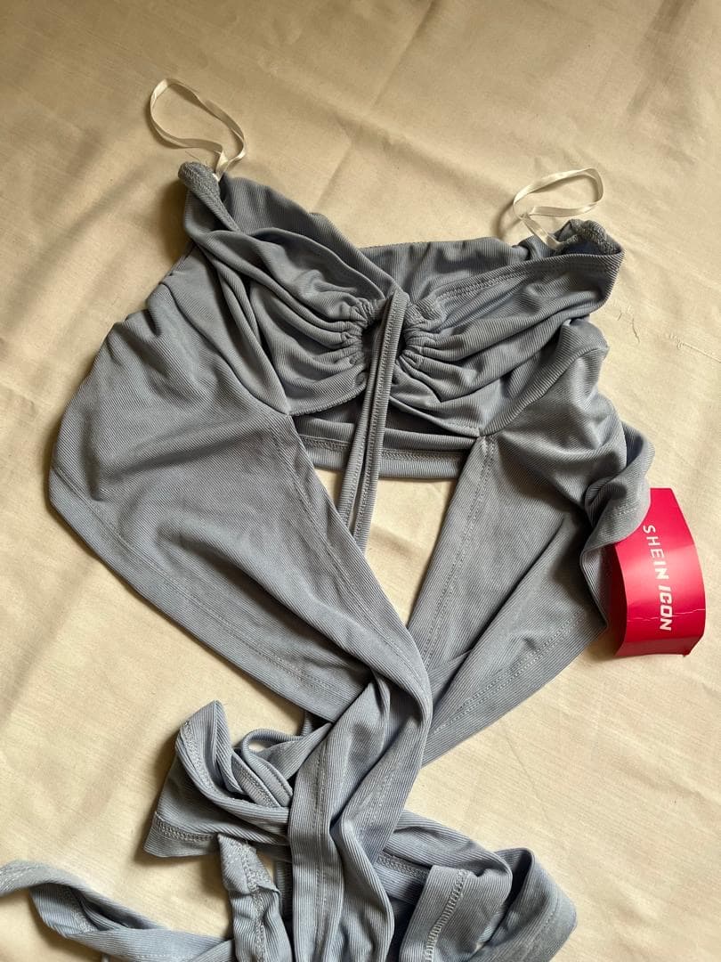 کراپ نیم تنه ای گردنی