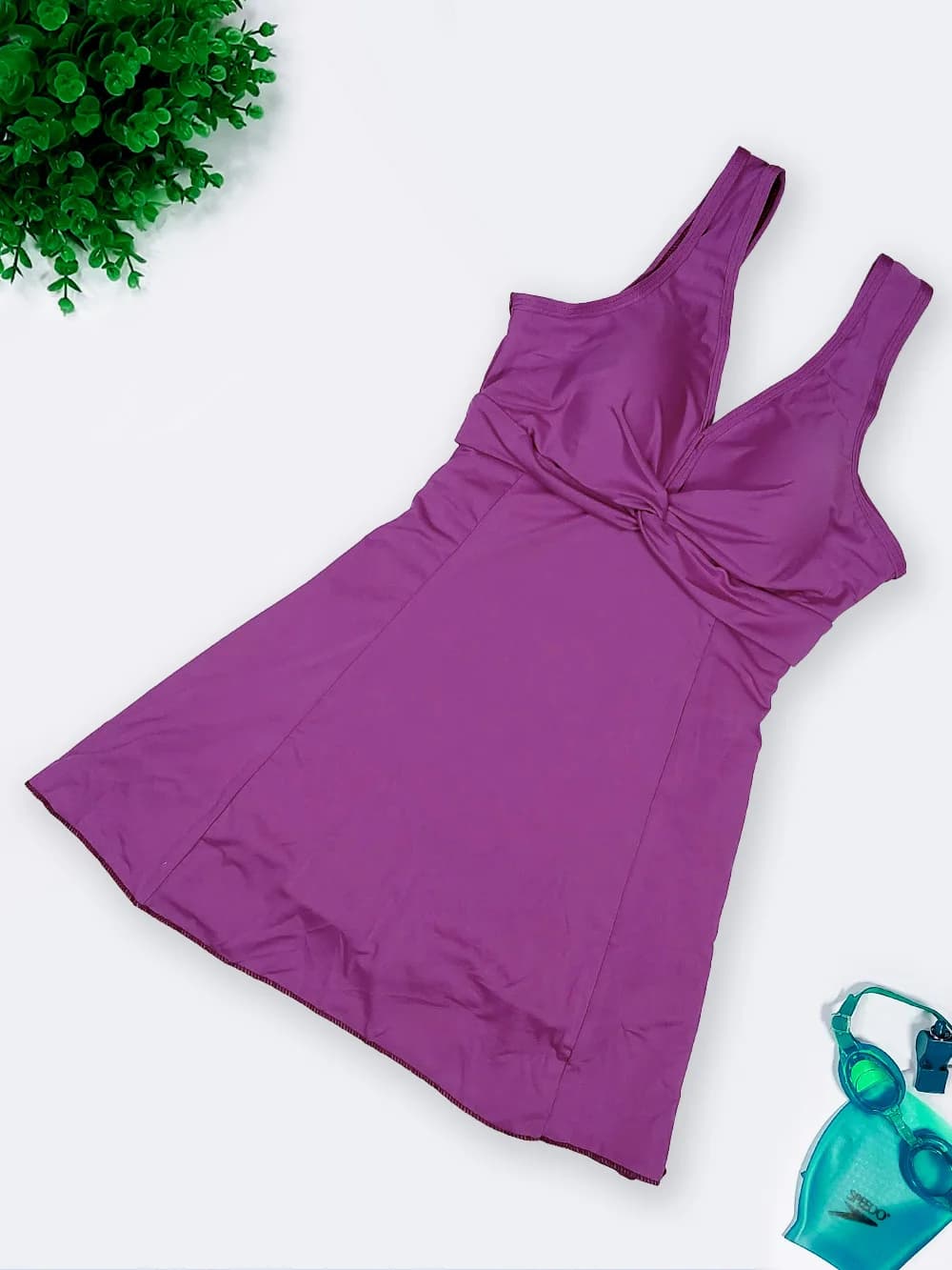 مایو دامنی زنانه بنفش رنگ با کاپ متحرک اسپیدو ( Speedo ) برای استخر شنا