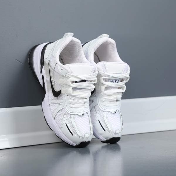 کتونی اسپرت نایک V2K سفید مشکی پافیکس