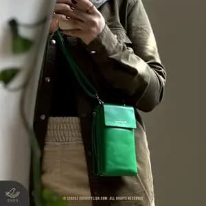 کیف زنانه پاسپورتی از برند پرتیز