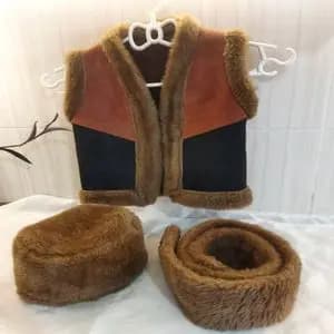 ست جلیقه و کلاه و شال گردن پشمی بچگانه jl387