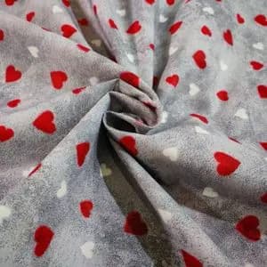 پارچه ملحفه مدل پتینه طرح قلب قرمز عرض 2 متر