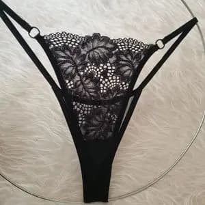 شورت لامبادا زنانه مشکی فانتزی فری تا سایز 46 گیپور زیر نخ