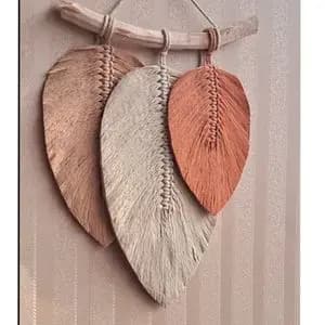 دیوارکوب‌ سه برگ مکرومه طرح ماجان