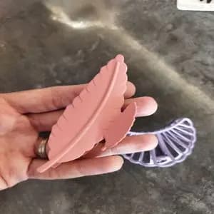 کلیپس رنگی طرح برگ