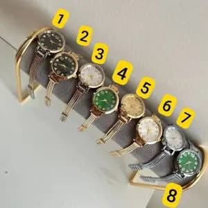 ساعت زنانه گرد مجلسی نورا