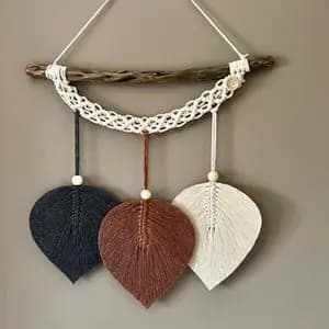 دیوارکوب اویز سه برگ مکرومه طرح ارت بیوتی