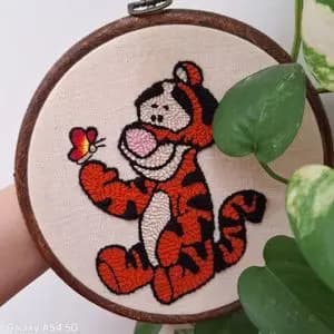 دیوارکوب پانچ دوزی مدل تیگر