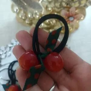 کش مو آلبالویی