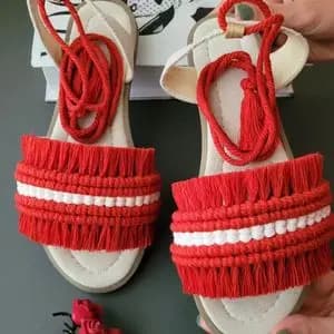 صندل مکرومه بافی رنگ قرمز