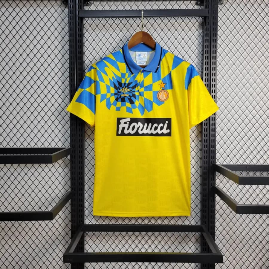 لباس کلاسیک اینترمیلان 1994-1993 کیت سوم