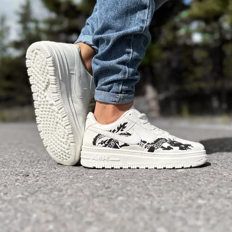 کتانی مردانه نایک دراگون سفید کد 27703