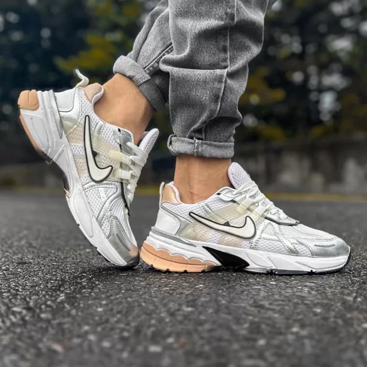 کتانی مردانه نایک V2K سفید کد 27563