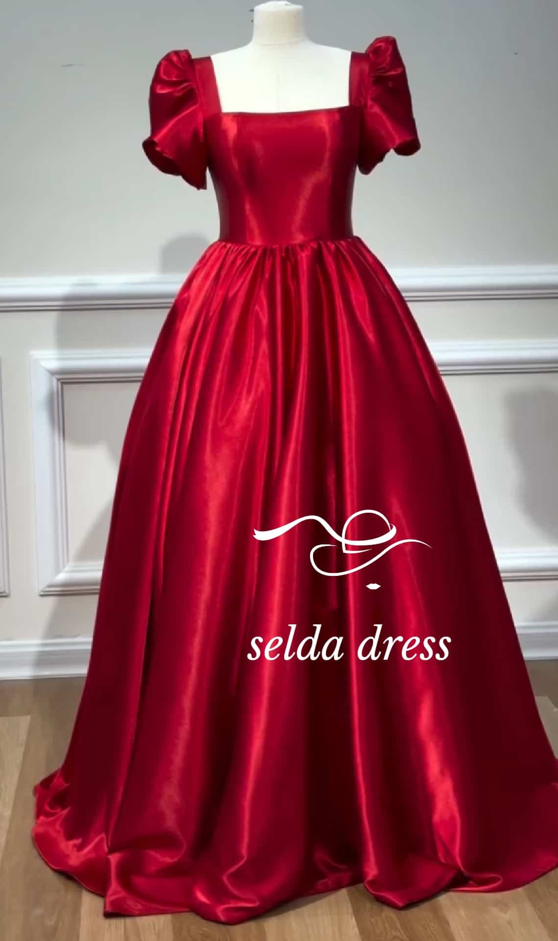 لباس مجلسی قرمز ساتن پفی | جذاب‌ترین مدل لباس مجلسی زنانه ۱۴۰۴ کد ۱۹۹۲