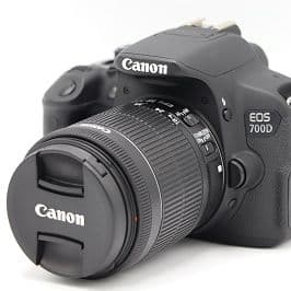 دوربین عکاسی کانن دست دوم Canon EOS 700D Kit 18-55mm f/3.5-5.6 IS STM (11000 شات)