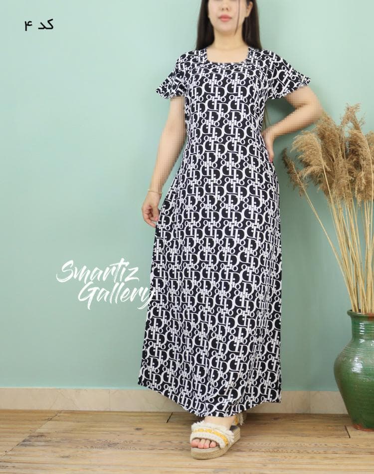 پیراهن نخی یقه مربعی