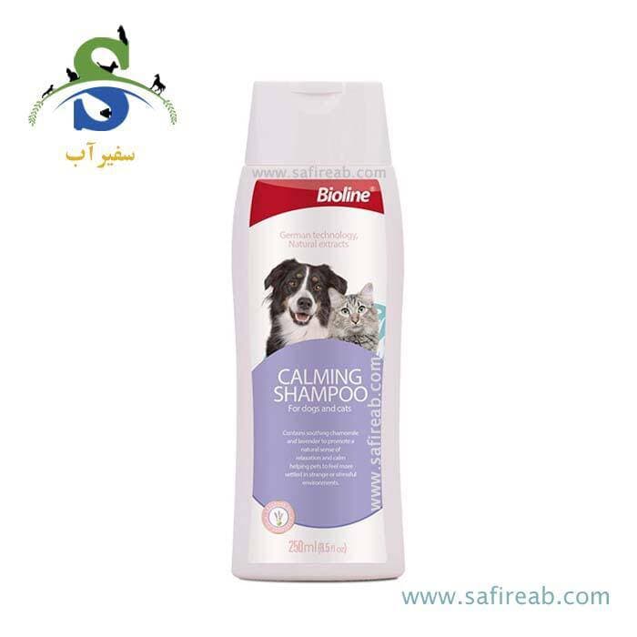 شامپو آرام بخش با رایحه بابونه و اسطوخدوس سگ و گربه (۲۵۰ میلی لیتر) بایولاین