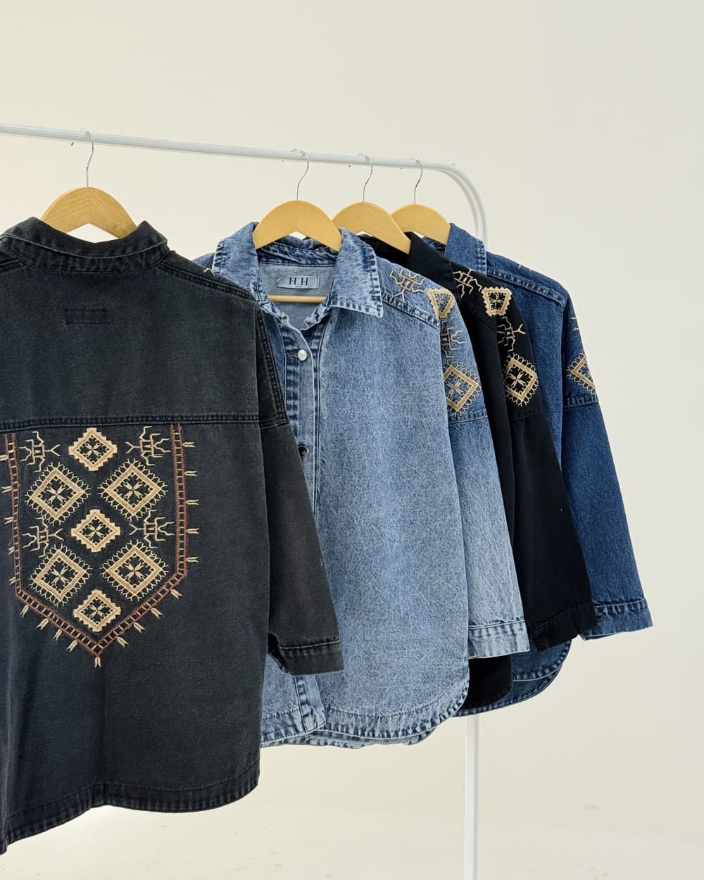 مانتو نوژان جین گلدوزی _کد محصول 1365