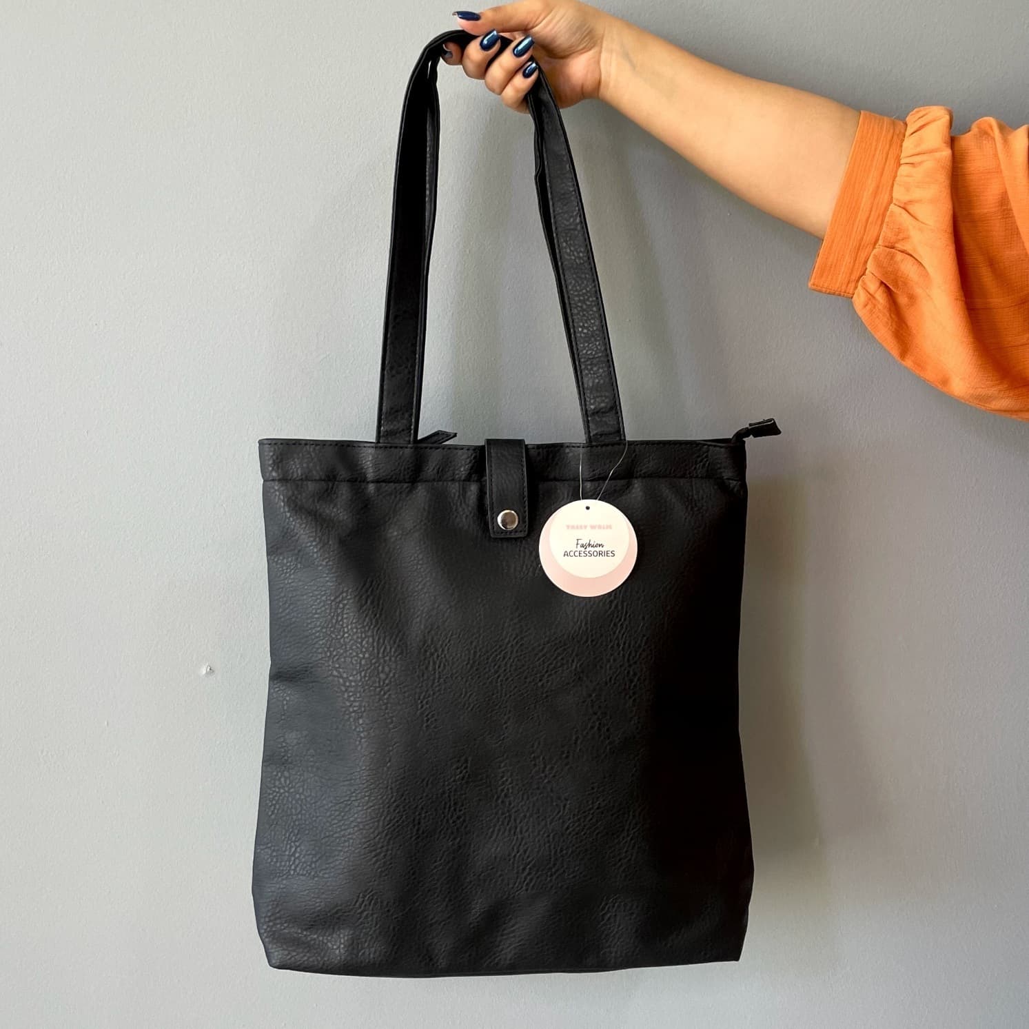 کیف دوشی زنانه برند Accessories