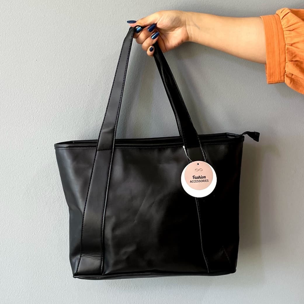 کیف دوشی زنانه برند Accessories