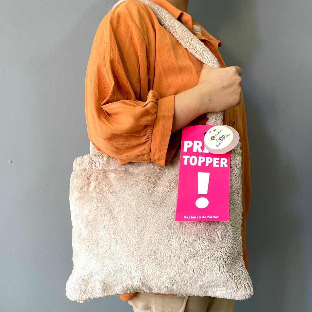 کیف دوشی زنانه برند Accessories