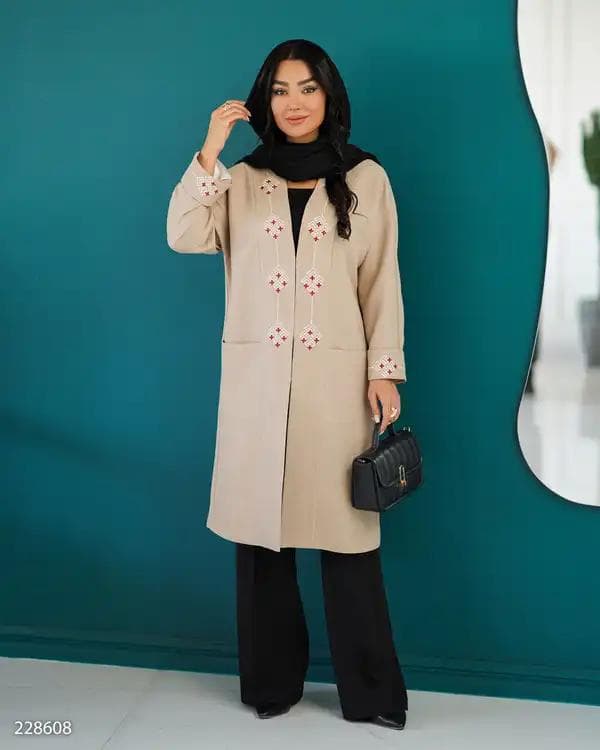 مانتو بلند زنانه کرم مدل شهرادالسانا Elsana کد2286