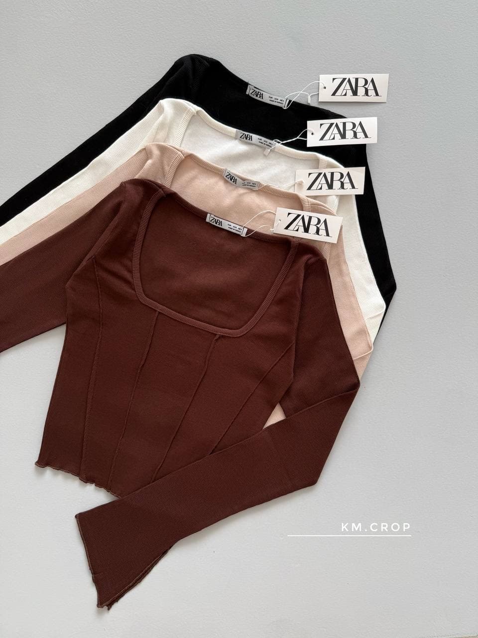 کراپ یقه خشتی آستین کلوش