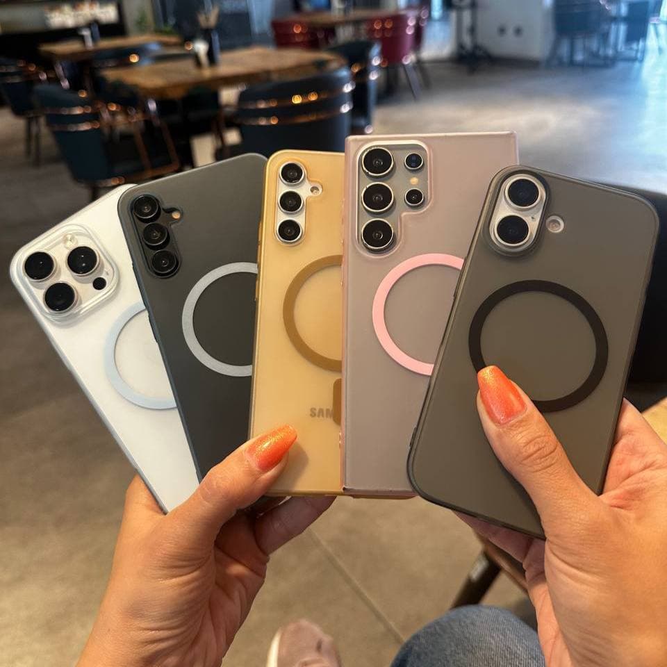 قاب طلقی پشت مات مگسیف