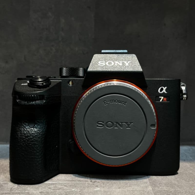 دوربین بدون آینه سونی دست دوم Sony a7R III Mirrorless Camera (1000 شات)