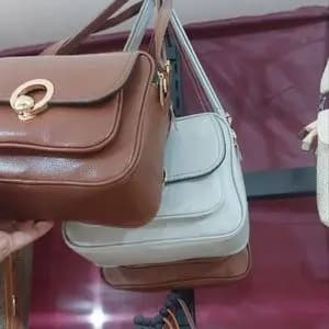 کیف دوشی زنانه چرم مصنوعی جادار و شیک کیف اداری و روزمره