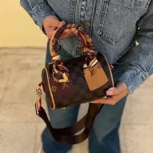 کیف اسپرت زنانه و دخترانه مدل صندوقی