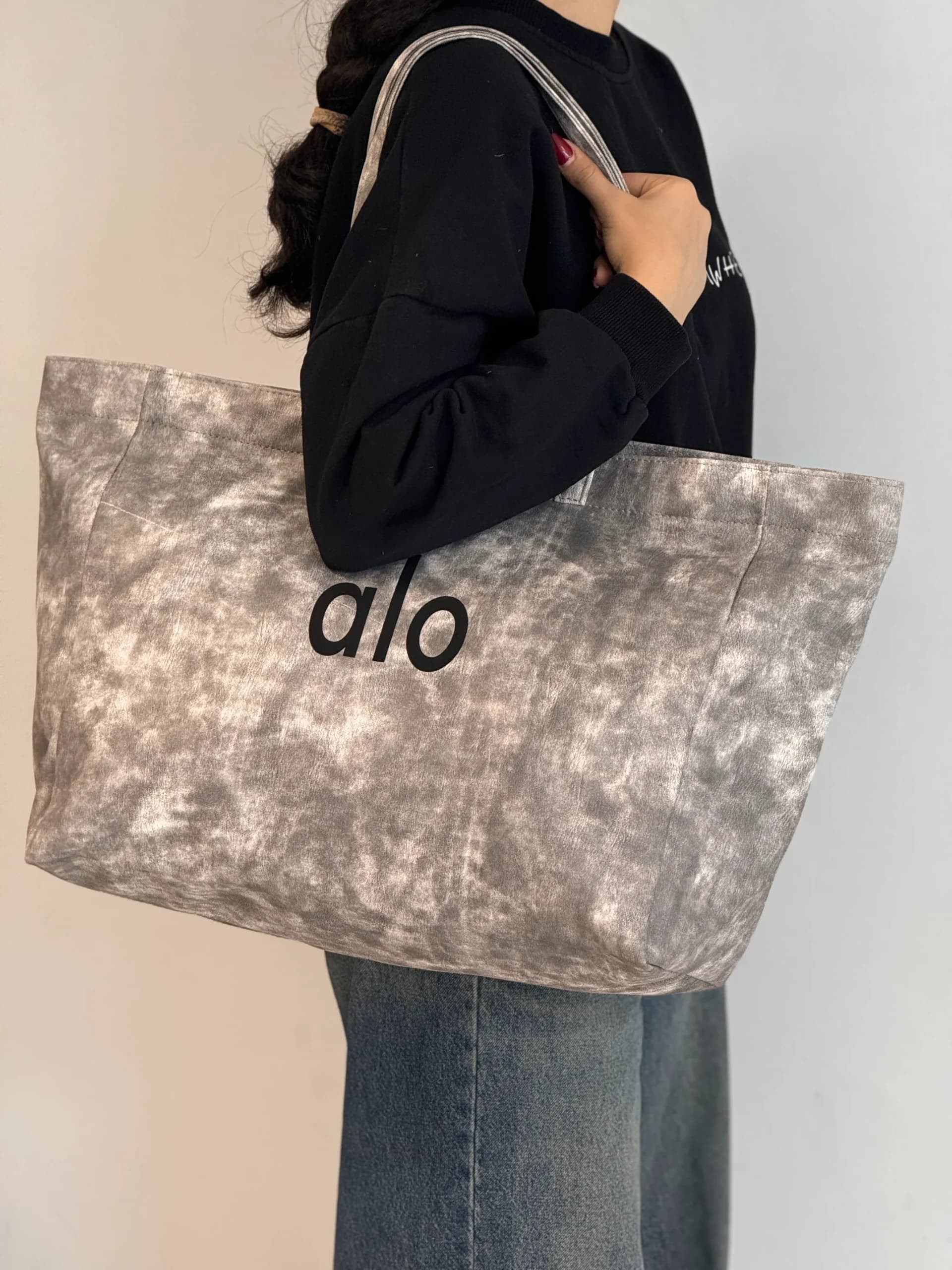 ساک زنانه ابروبادی