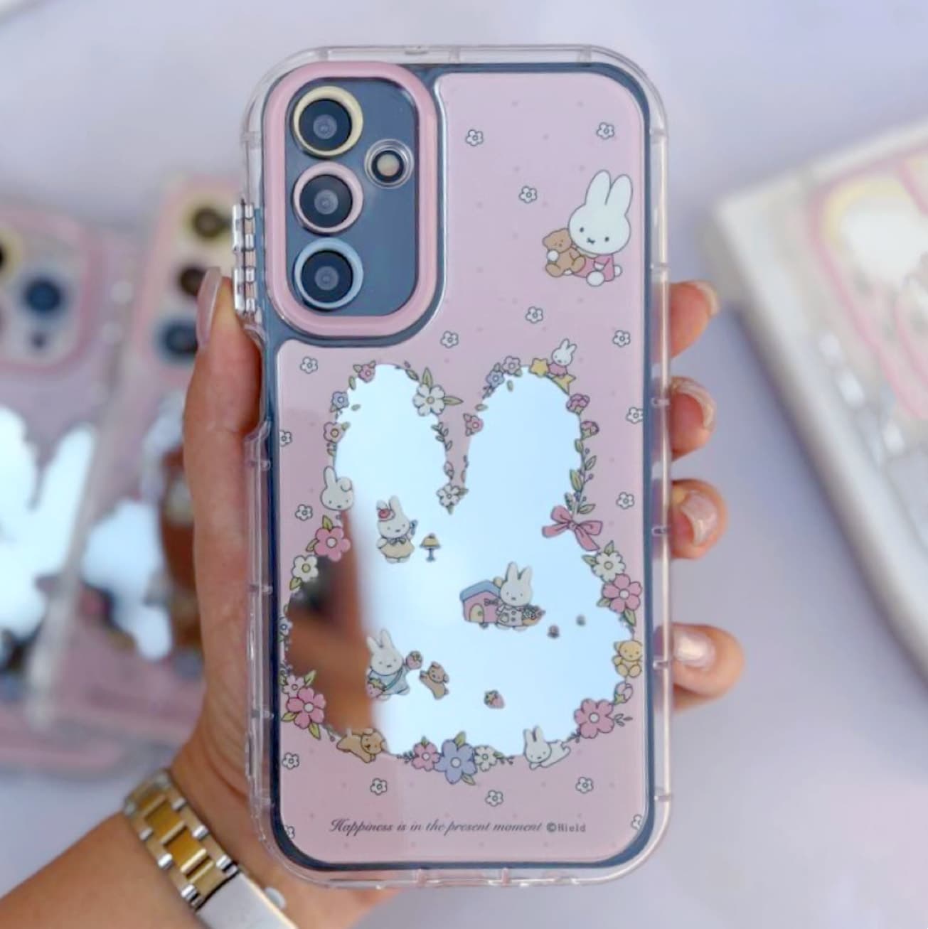 قاب آیینه ای خرگوش ریز ریز