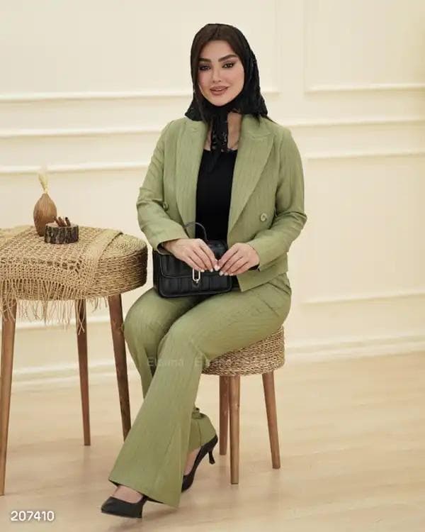 ست کت کراپ و شلوار زنانه مدل غنچه السانا Elsana کد 2074