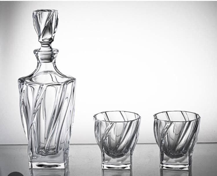 تنگ و لیوان کریستال بوهمیا چک طرح پنتی