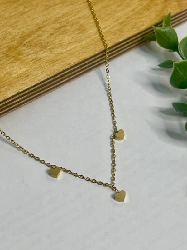 گردنبند قلبی(قلب ریز) استیل رنگ ثابت برند Stainless steel