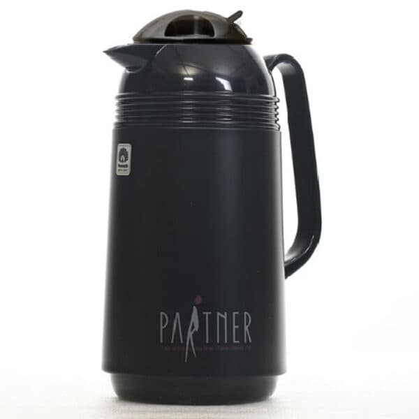 فلاسک پیکوک ژاپن رنگ مشکی کارینو گنجایش 1 لیتر