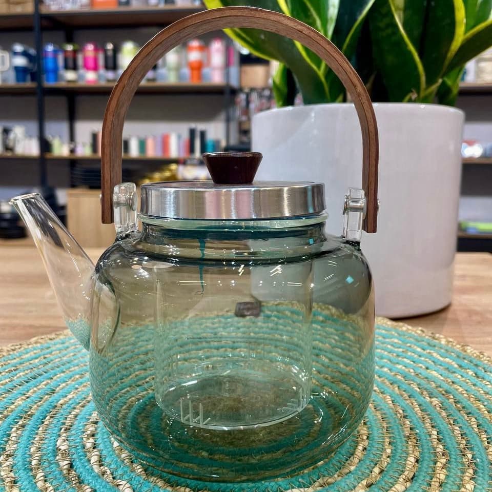 قوری پیرکس دودی در چوبی ۸۰۰ میل