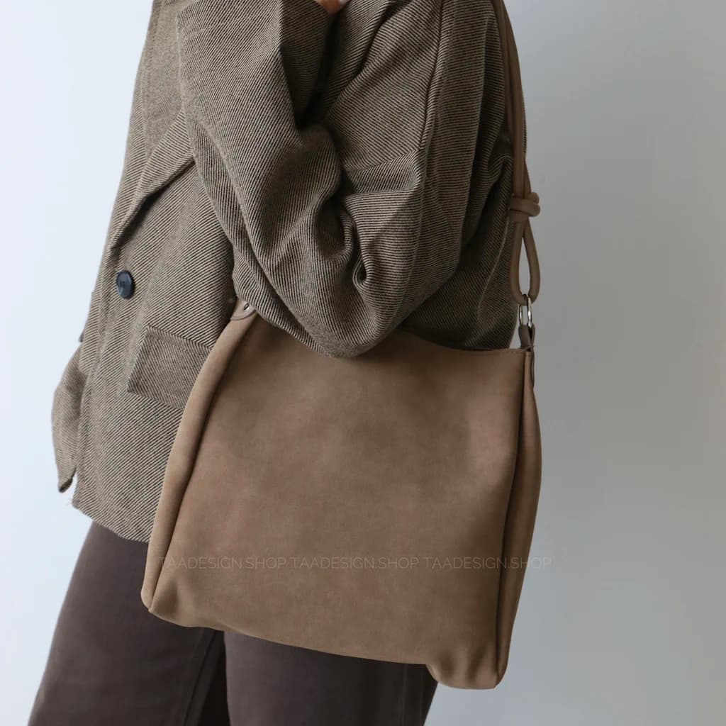 کیف زنانه بزرگ مدل سوزان جیر