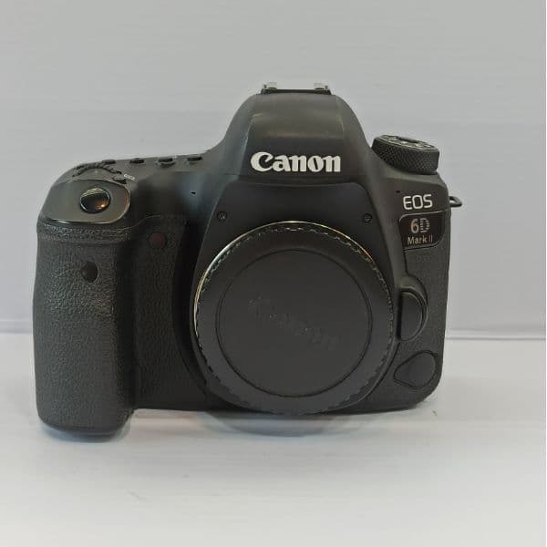 دوربین دست دوم Canon EOS 6D Mark II DSLR Camera Body (12000 شات)