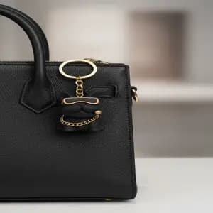 جا کلیدی و اویز کیف مدل سگ عینک دار از جنس رزین