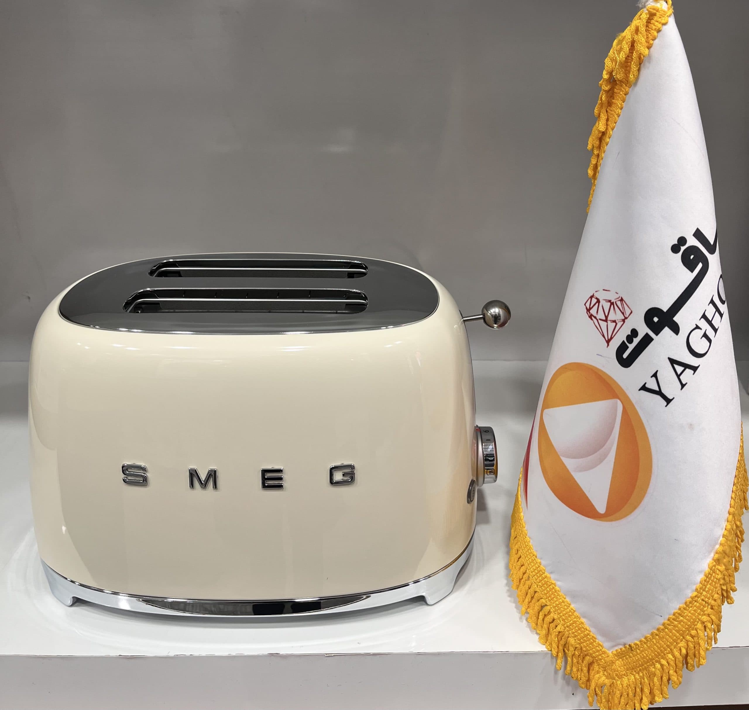 توستر اسمگ مدل SMEG TSF01CRUK