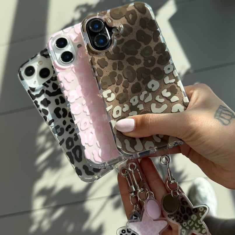 قاب آیفون minimal leopard