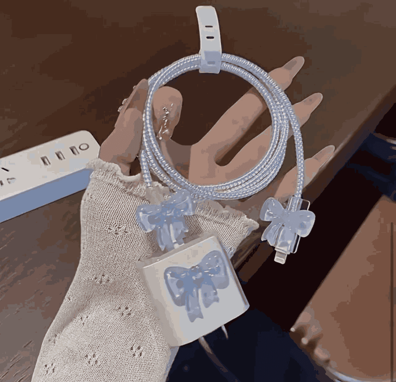 پک محافظ شارژر کریستالی ۲۰ وات سه پین آیفون پاپیون تپلی آبی