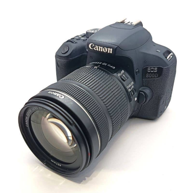 دوربین دست دوم Canon EOS 800 kit EF-S 18-۱۳5 IS STM (18650 شات)