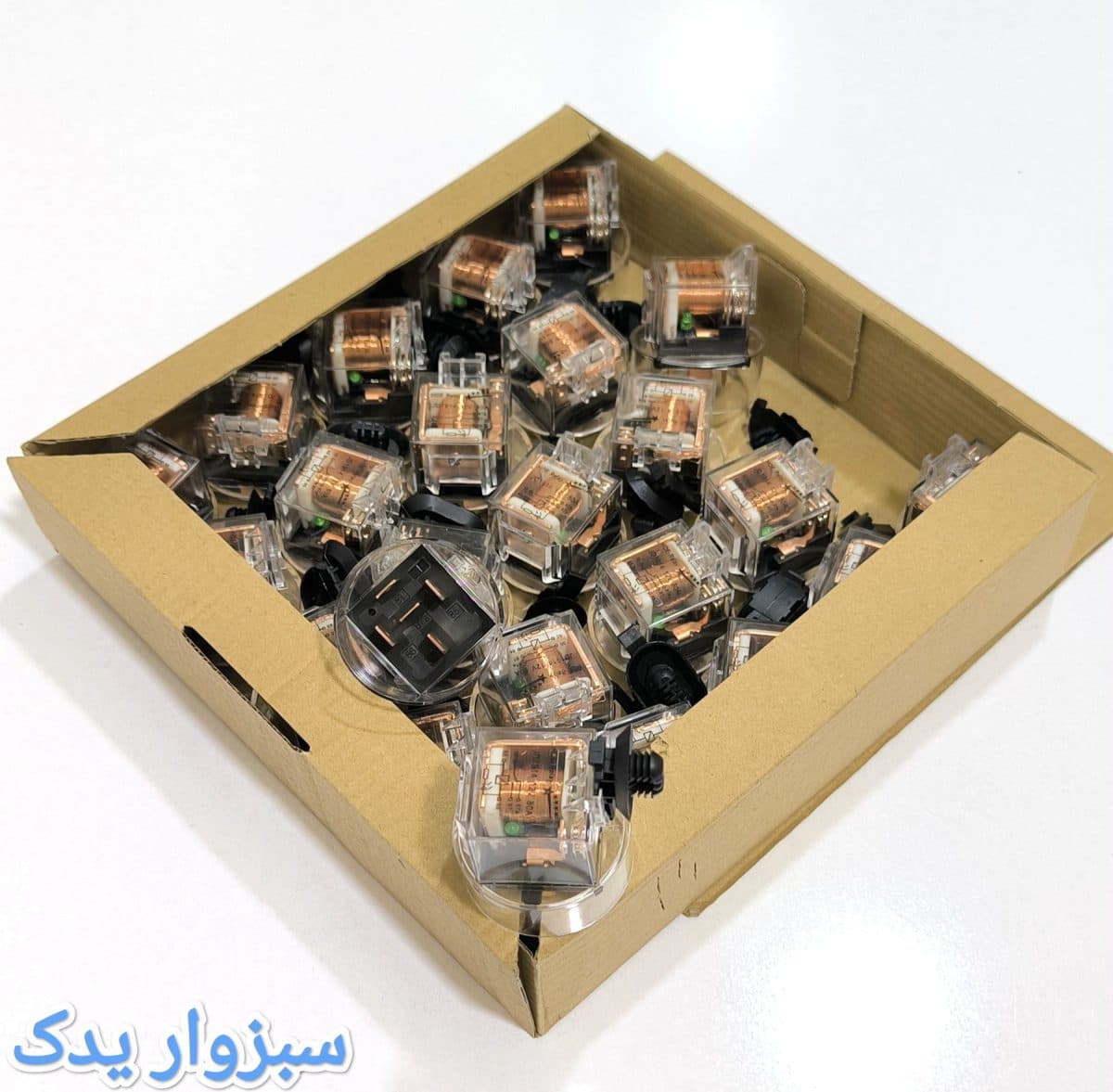 رله فن (80 آمپر دو پلاتین ) پژو 405 برند HQE