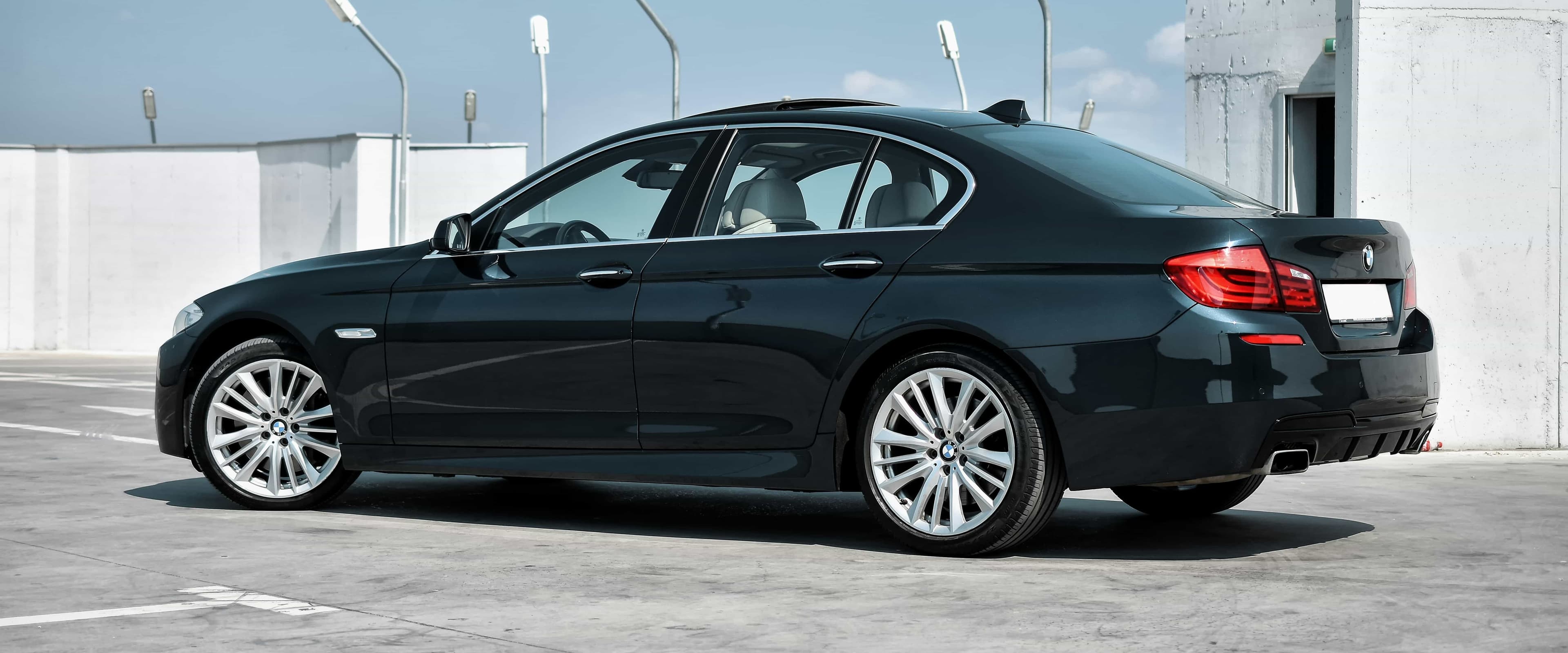 بنر فروشگاه نمایندگی هیوندای طاهری پور | کد 703