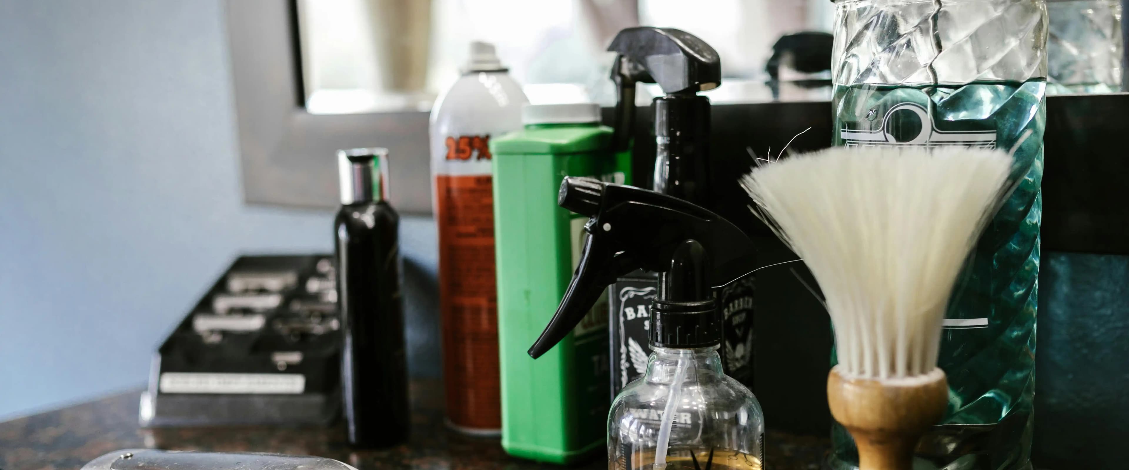 بنر فروشگاه سالن زیبایی ماه لیلی